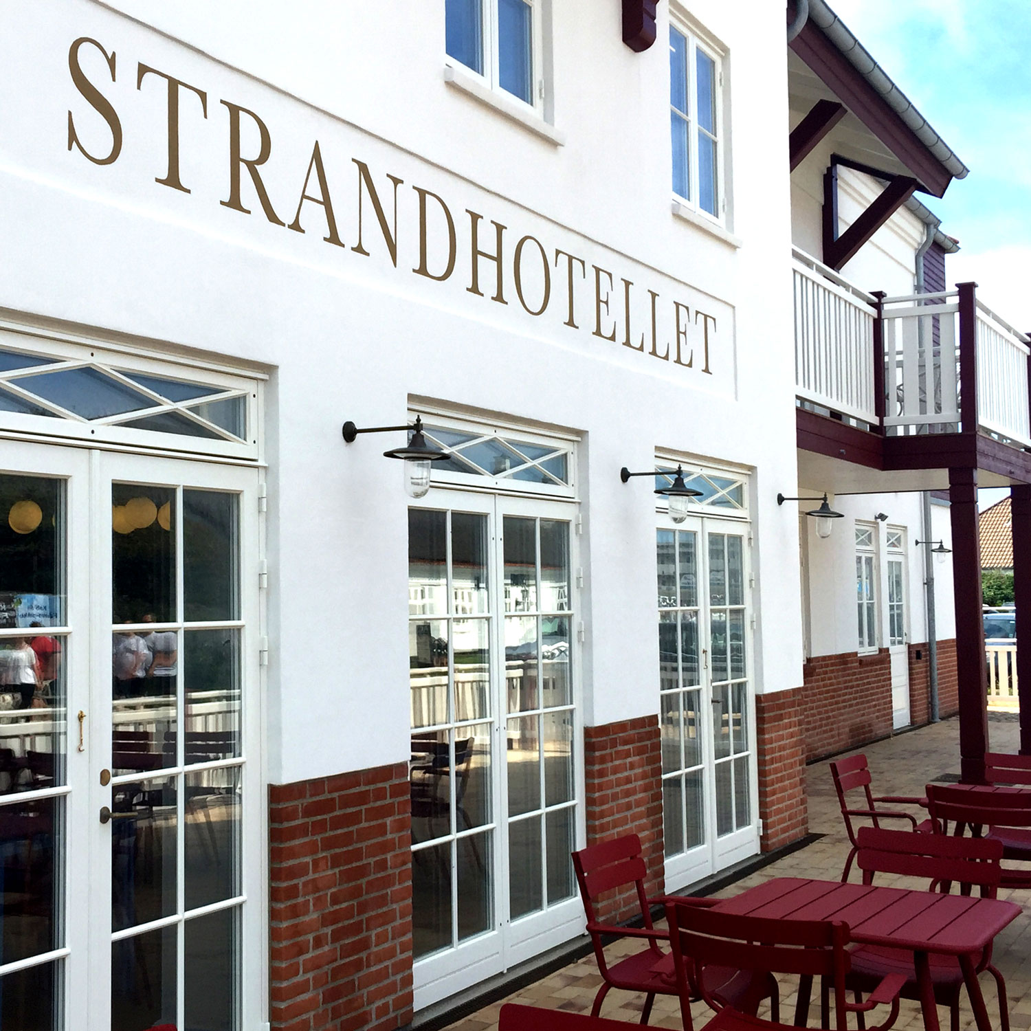 Strandhotellet_cover-1